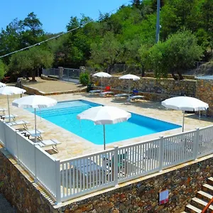 https://azienda-agrituristica-monte.hotelitalianriviera.com