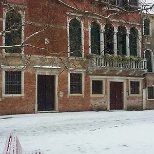 ca-guido.hotelinveneto.com/